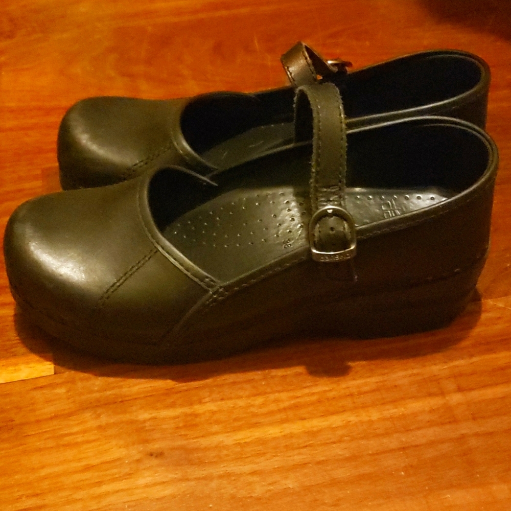 Danske Mary Jane Clogs